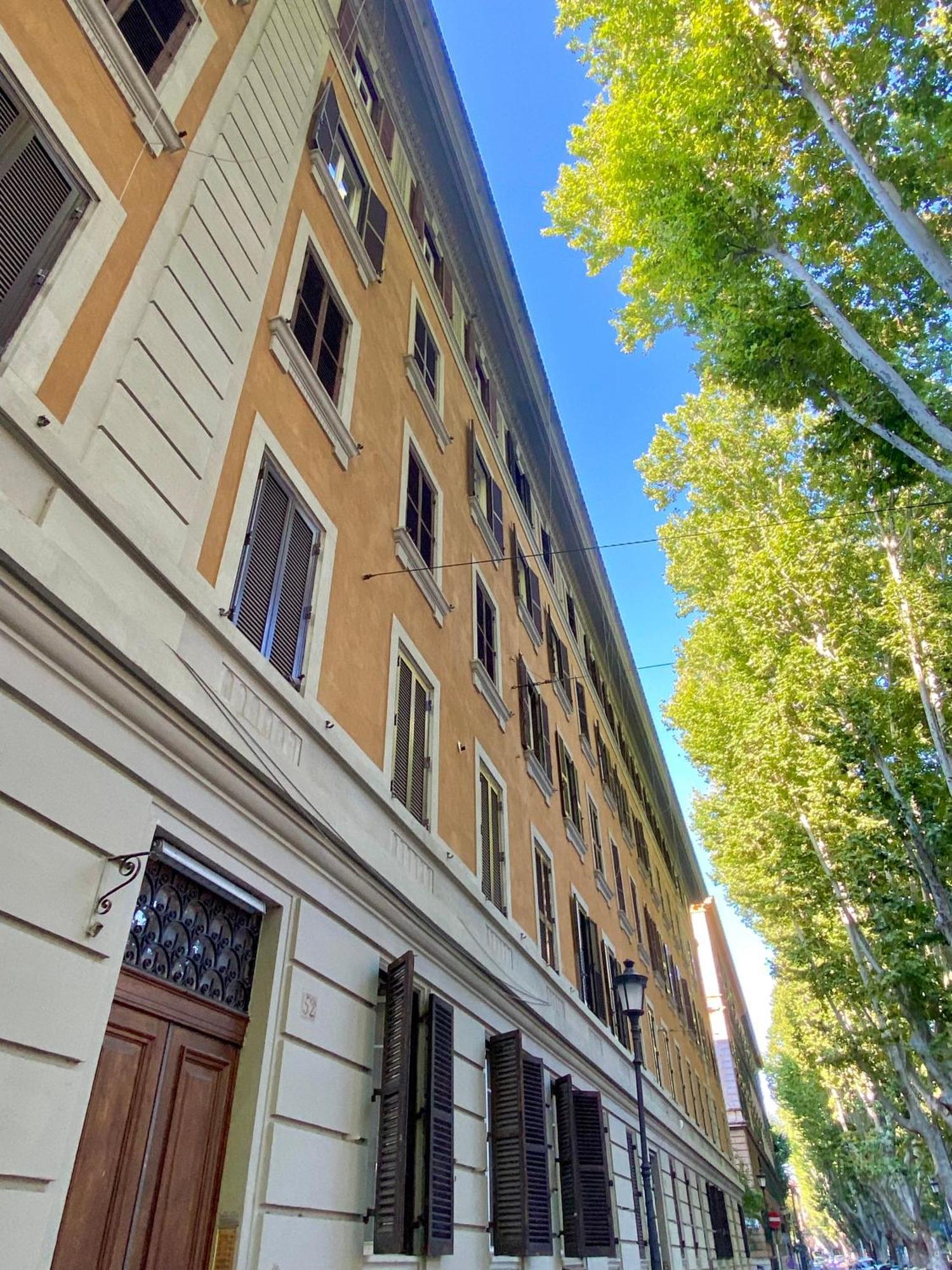 Queen Of Rome Luxury Rooms المظهر الخارجي الصورة