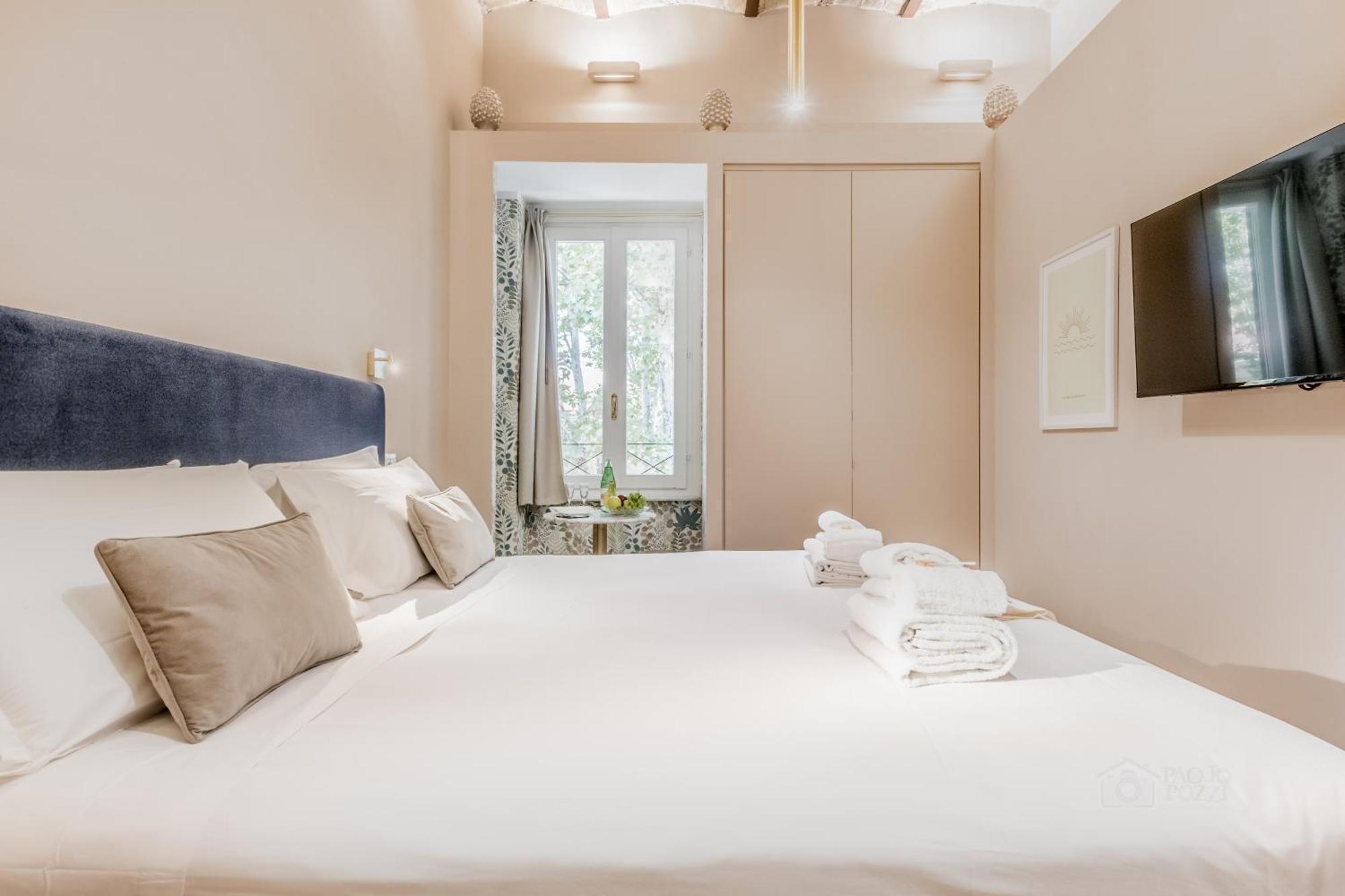 Queen Of Rome Luxury Rooms المظهر الخارجي الصورة